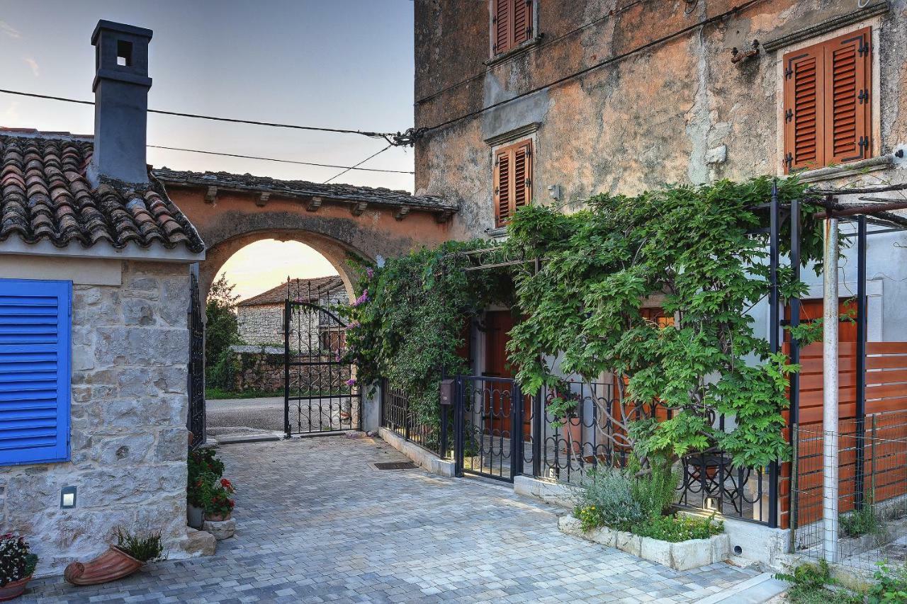 Villa Palazzo 1812 Krnica Exterior foto